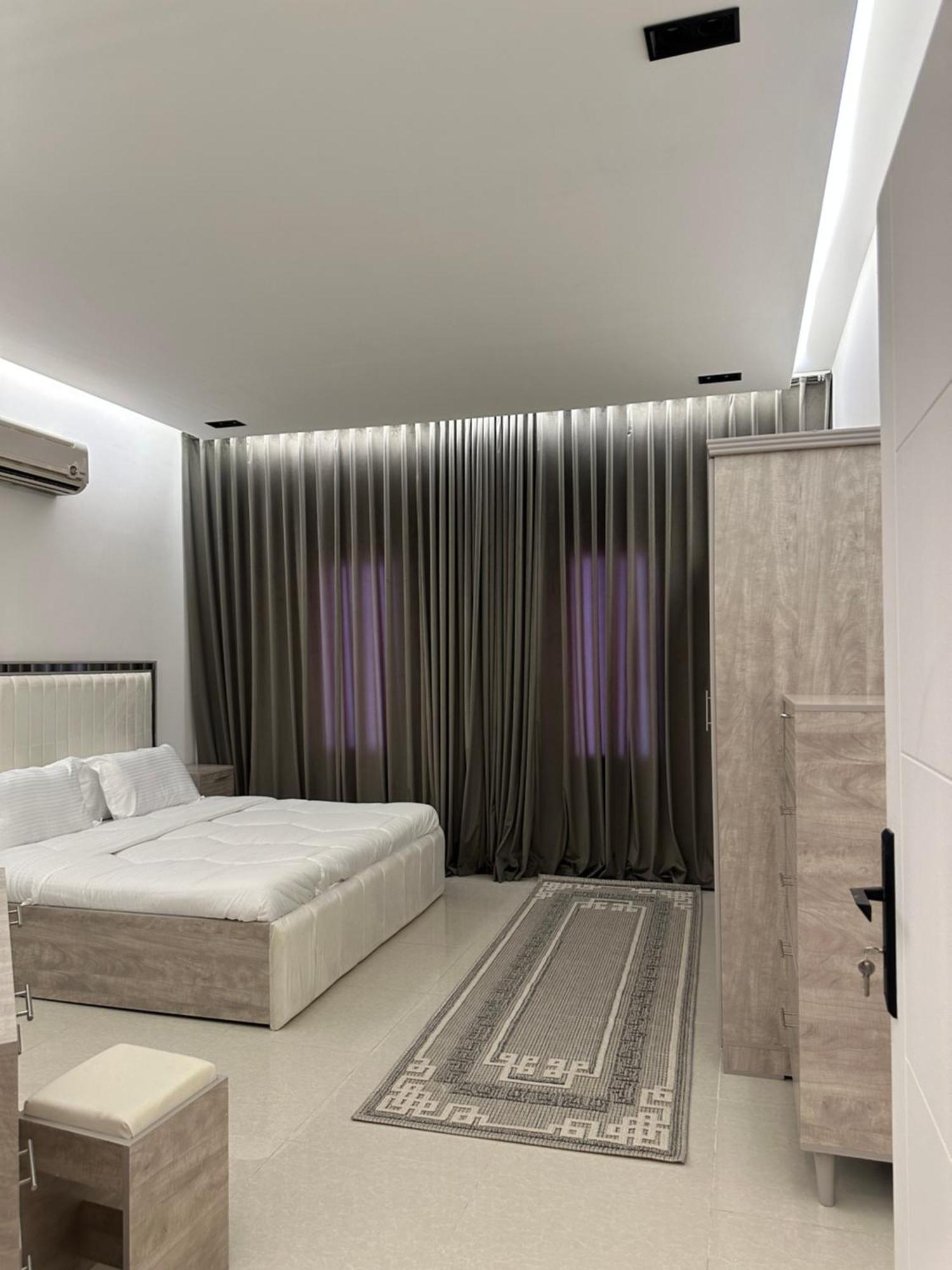 Specious Aqiq 2-Bedroom Rooftop Riyadh Exterior photo